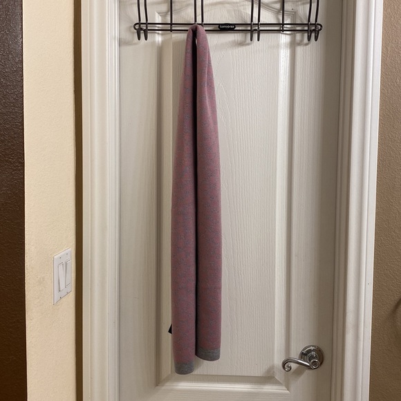 GUCCI reversible 100% wool scarf muffler 💯 authentic - Picture 11 of 12